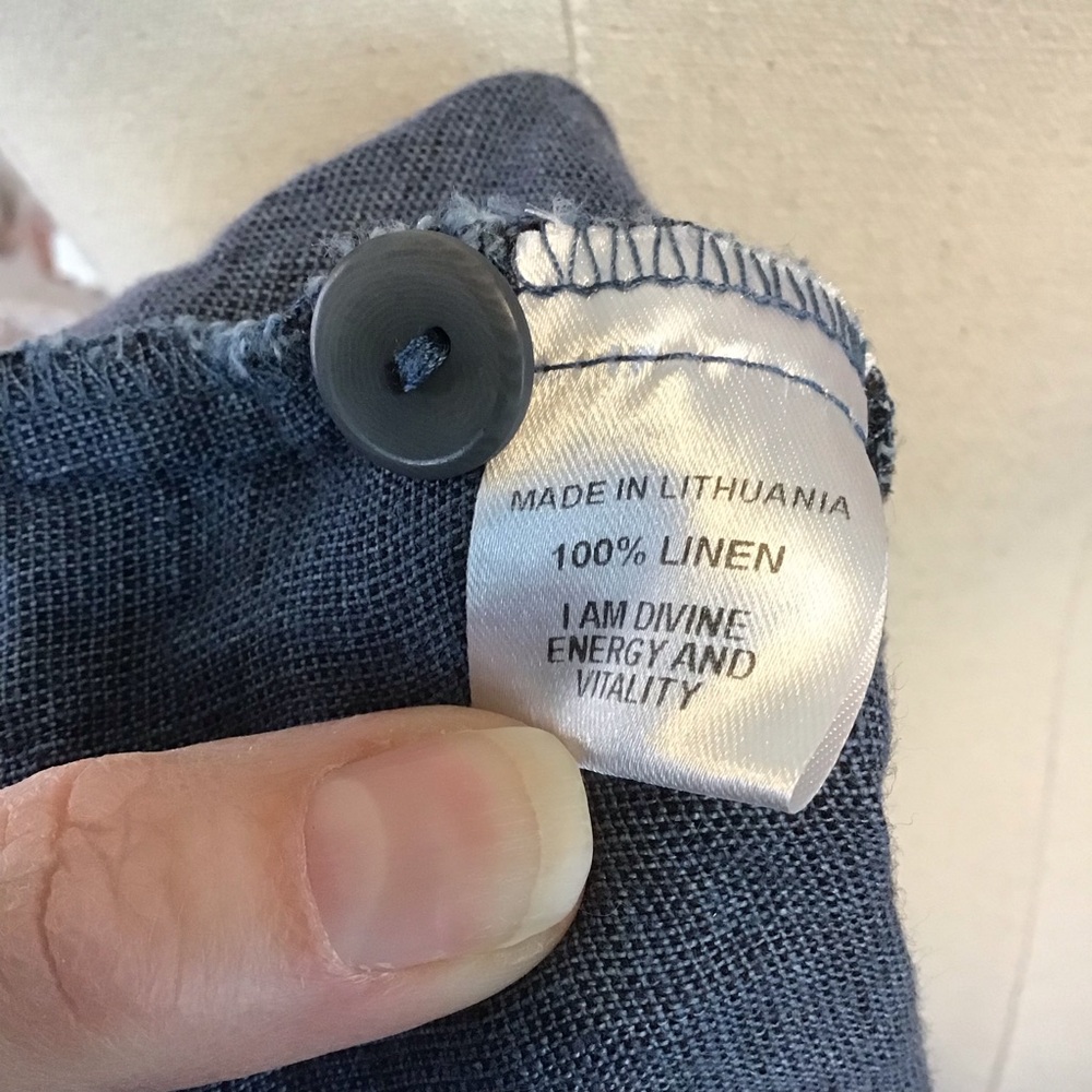 Flax Blue Button-Front Linen Tunic - Picture 7 of 7